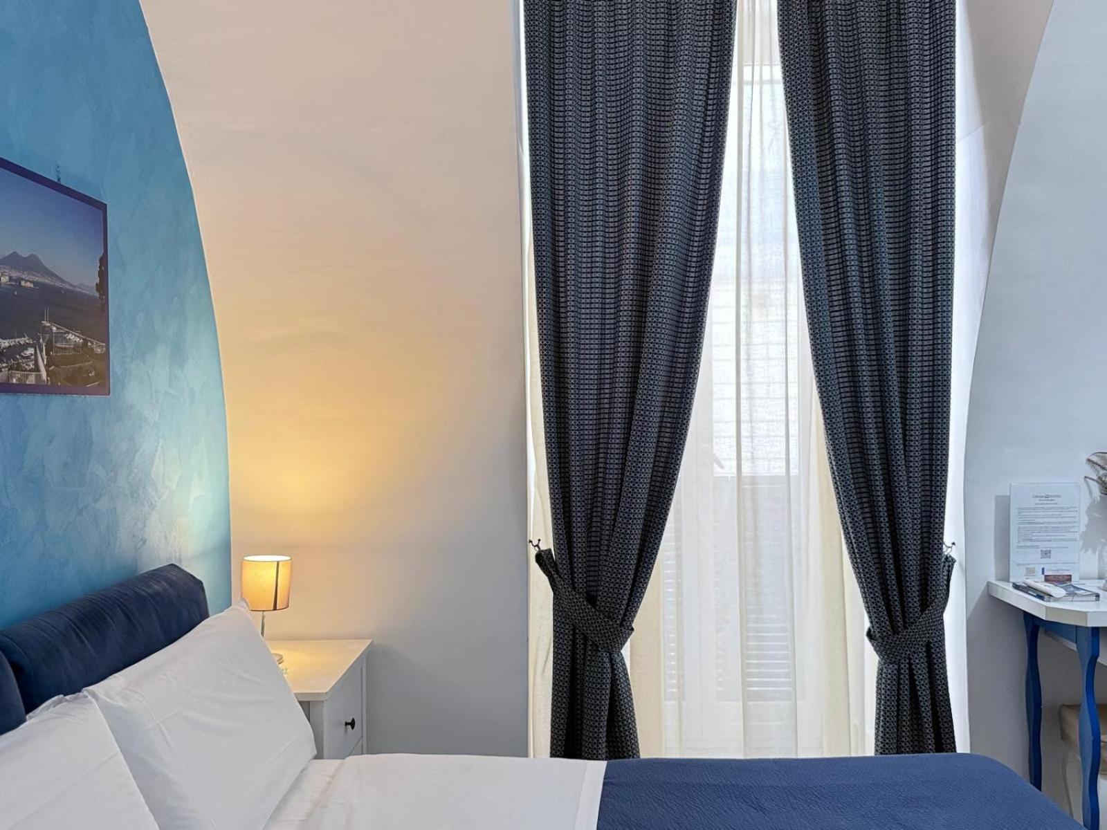 Chiaia Suites Napoli Oda fotoğraf